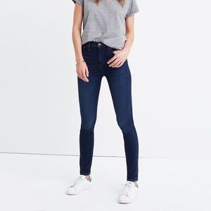 10" High-Rise Skinny Jeans in Hayes Wash